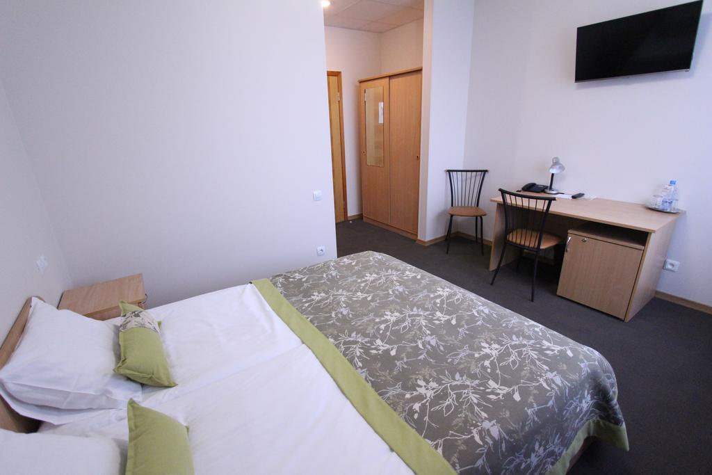 Sports Hotel Valmiera Exterior photo